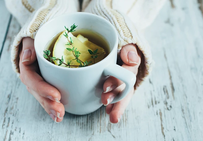 Thymiantee Hustenreiz lindern mit Tee